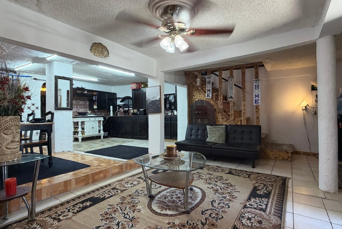Propiedad con 2 Casas | Lucio Blanco